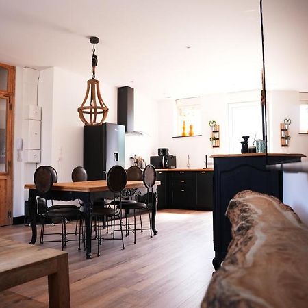 Appartement Les Charmes de Liège à Valenciennes Extérieur photo